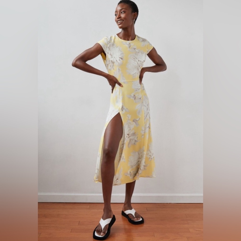 Aritzia Babaton Hamptons Midi Dress in Floral Yellow